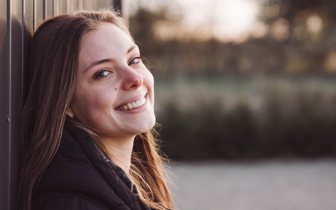 Can I Use Mouthwash Instead of Flossing?